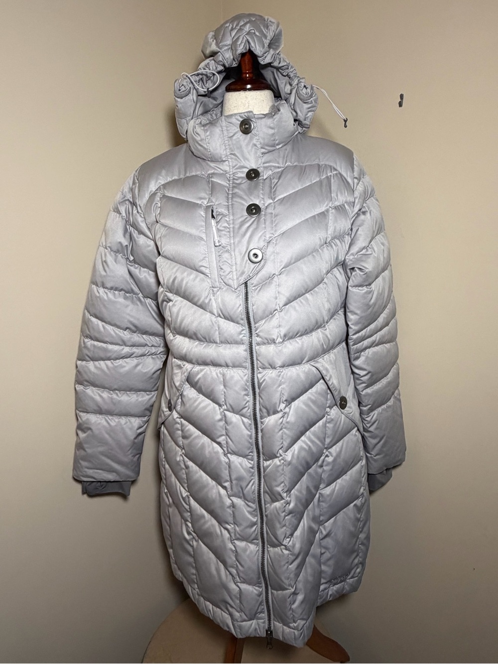 Cabela's Light Gray Women's Quilted Puffer Coat with Hood
